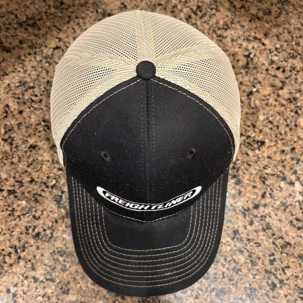 Freightliner Cap Hat Adult Black‎ Snapback Trucker Mesh Back Adjustable - Picture 5 of 8